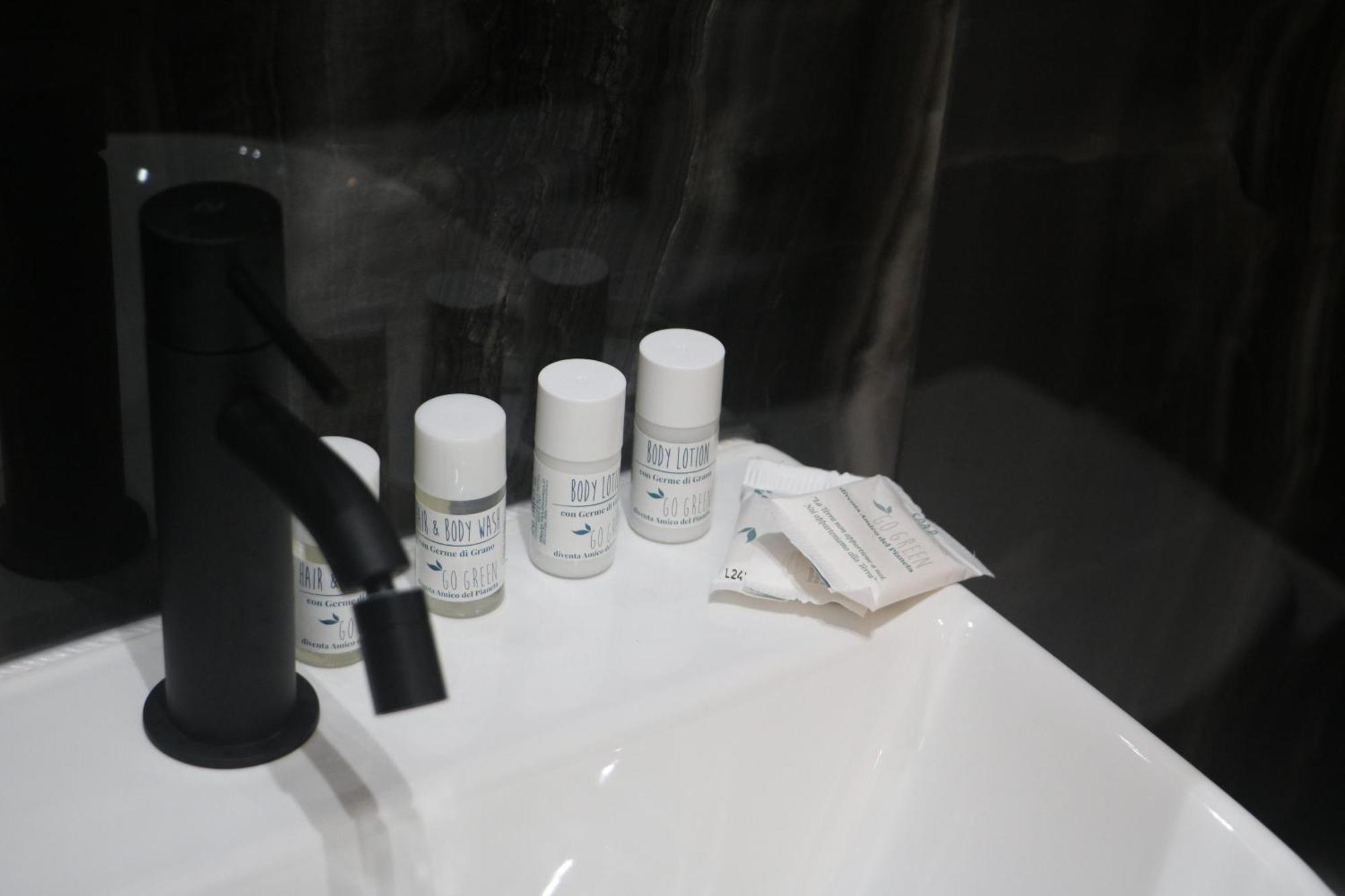 Xcross Suites Basilica San Paolo Rom Eksteriør billede